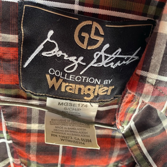 Two Wrangler Long sleeve men Ariat shirt - Picture 2 of 3